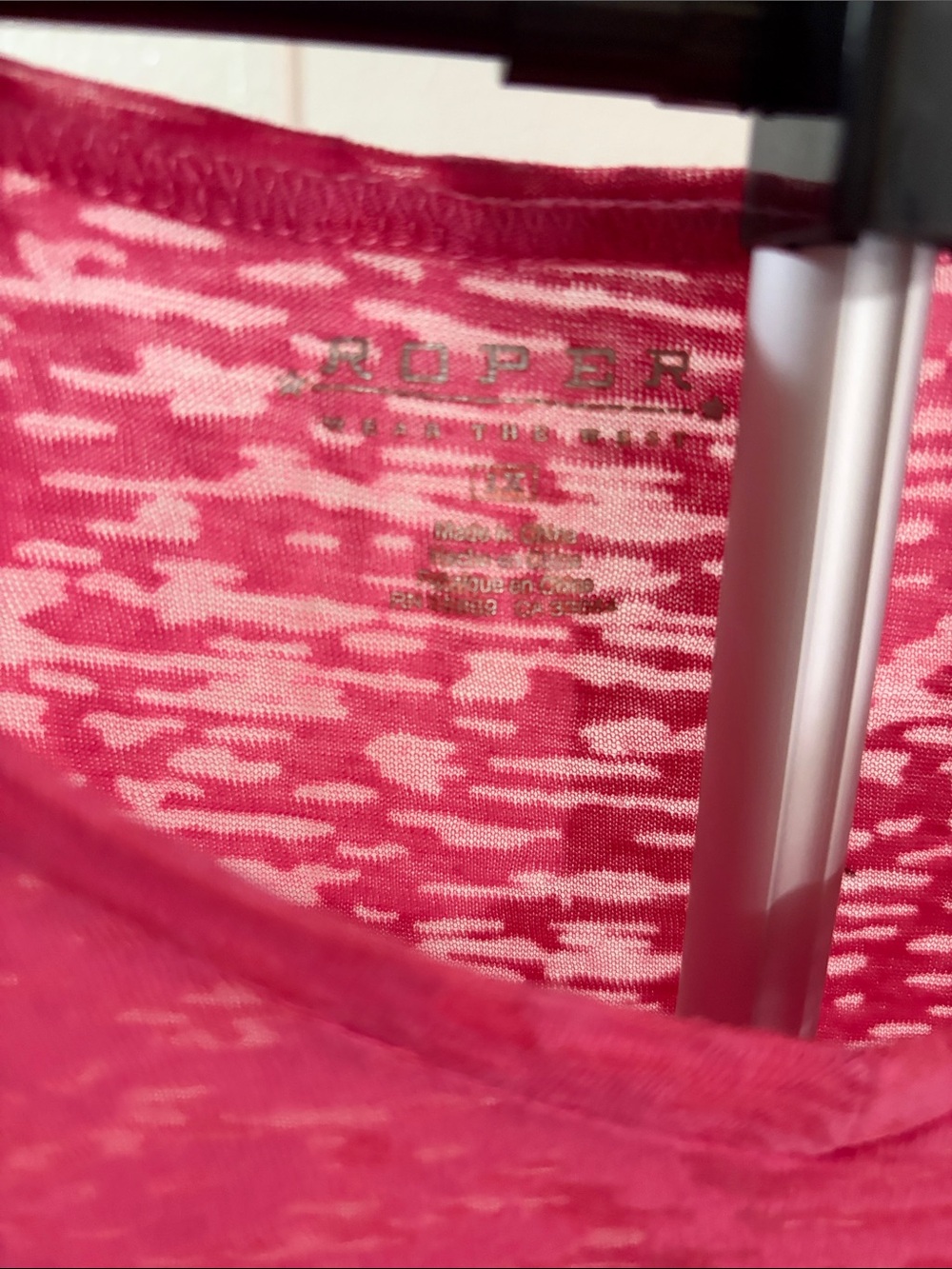 Roper Pink Long-Sleeve V-Neck Top with Black Paisley Print - Picture 3 of 5